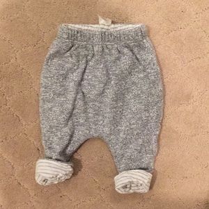 Reversible newborn pants